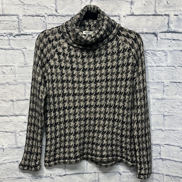 Madewell Houndstooth Sweater - Picture 3 of 6
